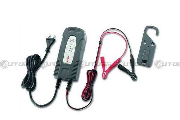 CARICABATTERIA MANTENITORE BOSCH C1 BATTERY CHARGER 12V 018999901M - 4